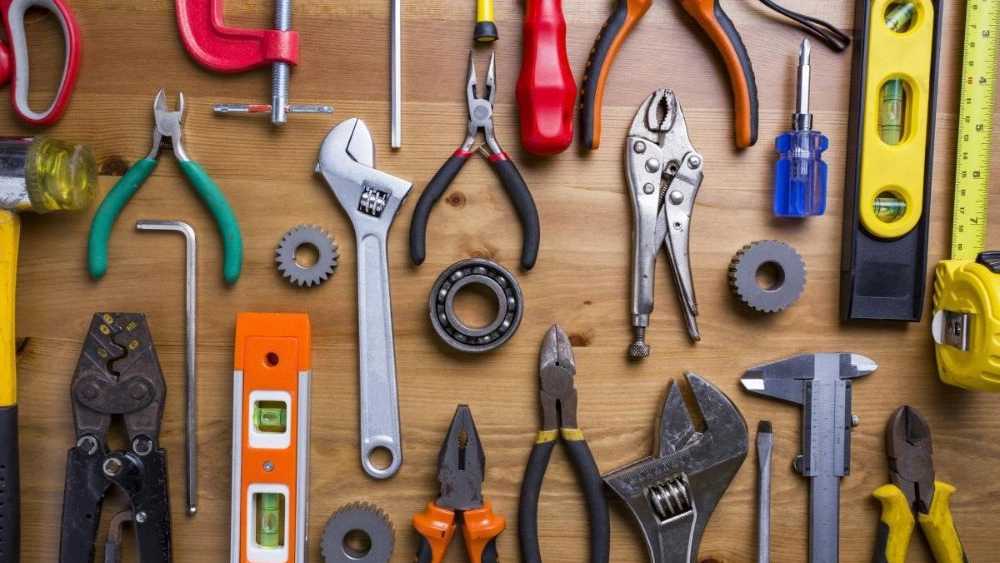 تولید کلنگ و ابزار آلات آهنگری بختیاری در نجف آباد