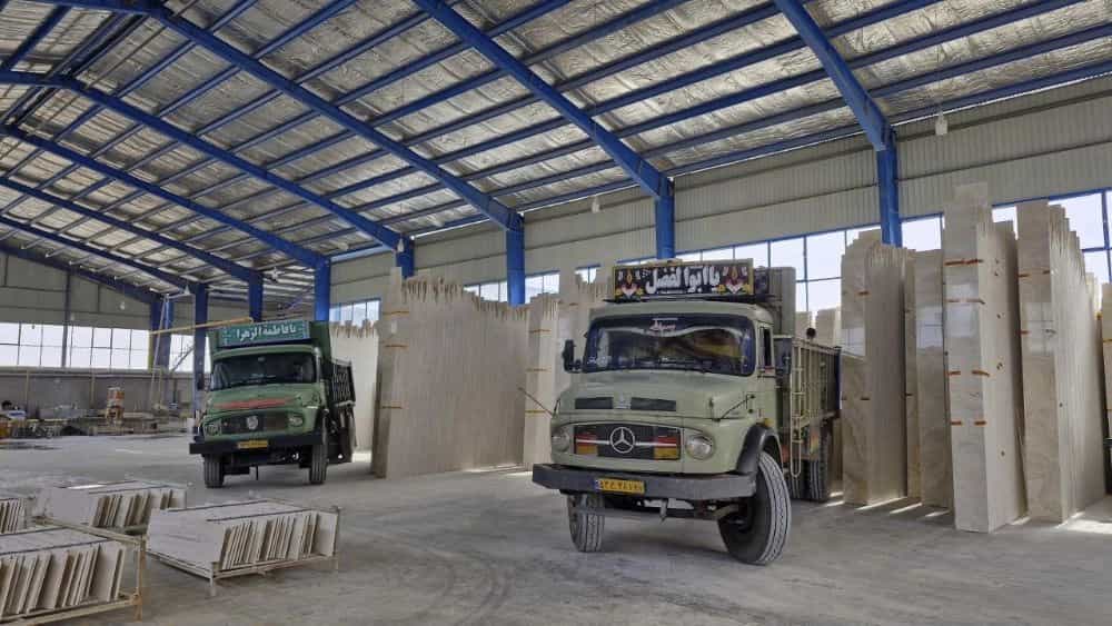 Loading Abbas Abad Stone from Amiri Stone Industry to Hamedan