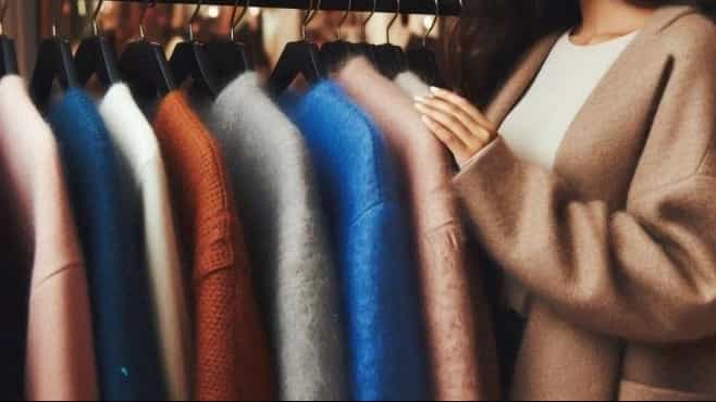 Investigating the quality and design of the coat and coat of praise
