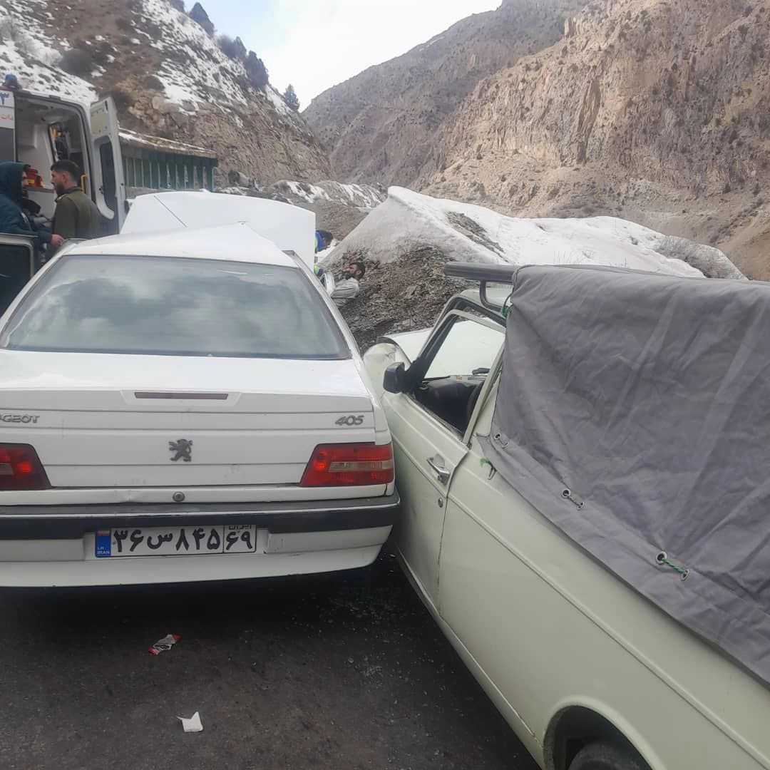 خودروبر اسفندیاری جاده هراز