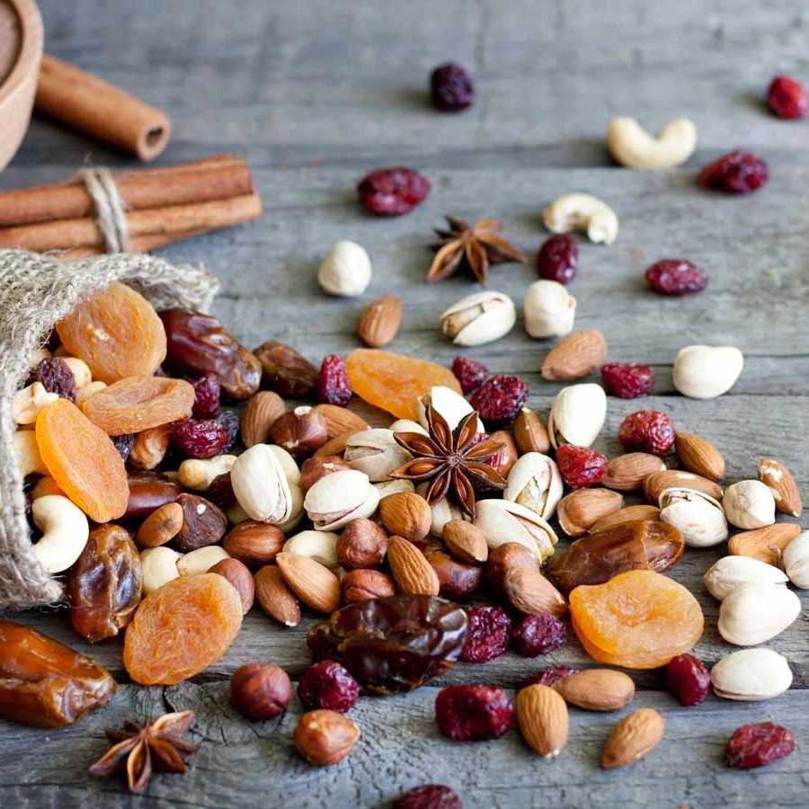 فروش انواع خشکبار عرقیات زعفران برنج و چای در بجنورد