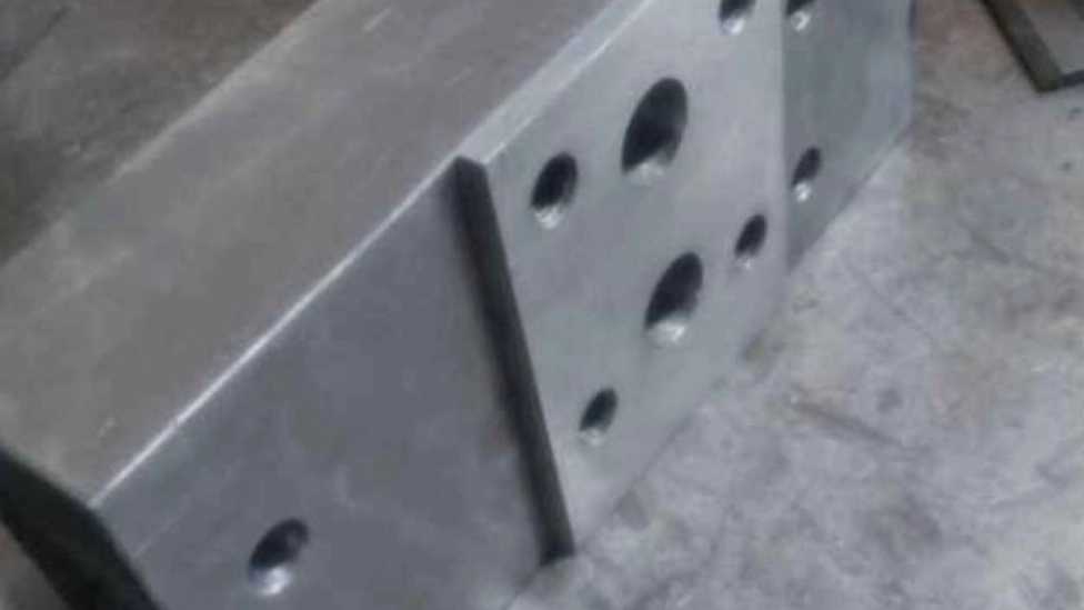بعل بند فولادی