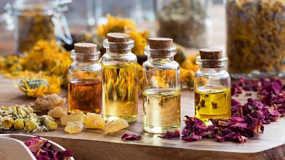 Ahmadian Trading, Wholesale Sales and Exports of Gul Mohammadi and Gol Essential Oil in Shahrekord