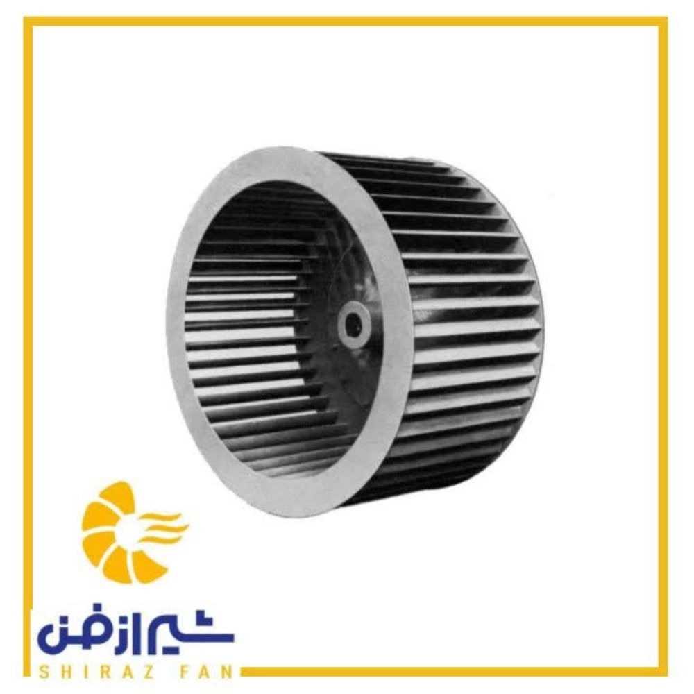 پروانه فوروارد