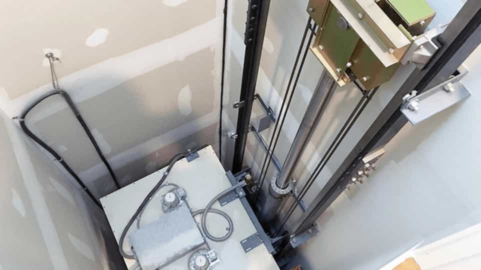 Introducing a smart choice of hydraulic elevator for modern buildings