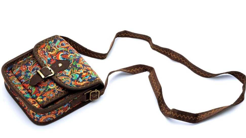 Hosseini production, production and distribution of traditional bags in Isfahan