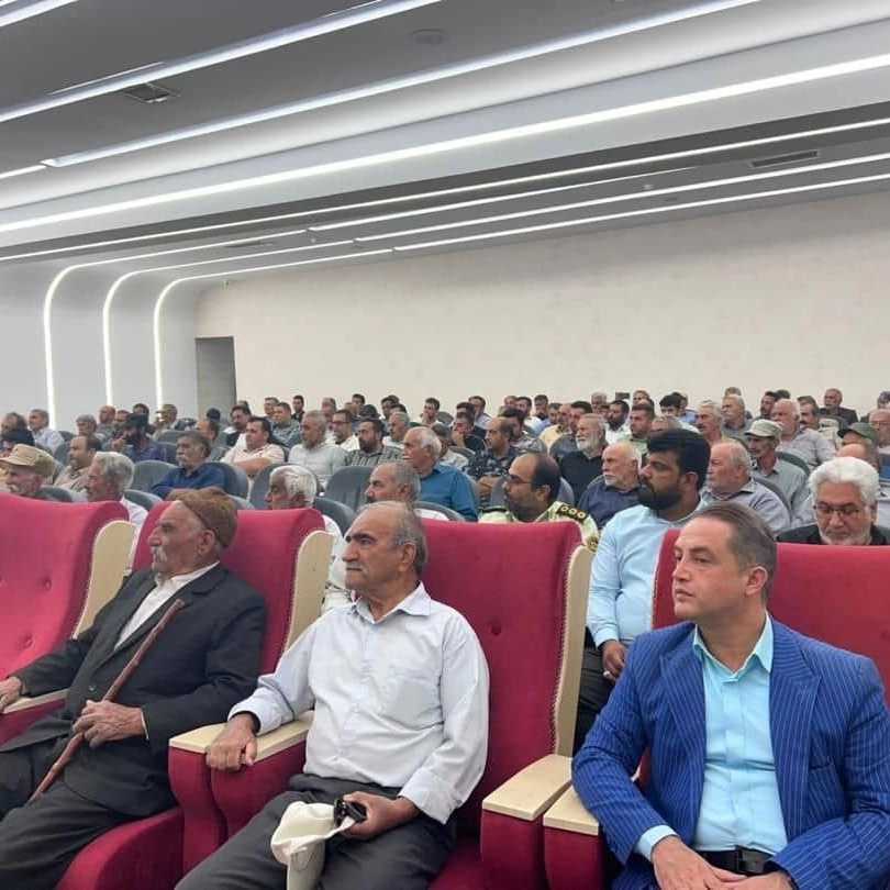تولید و توزیع خوراک دام عشایری در استان سمنان