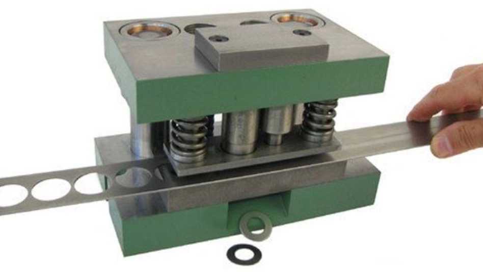Matrix molding, mother mold and ceramic mold making in Zanjan