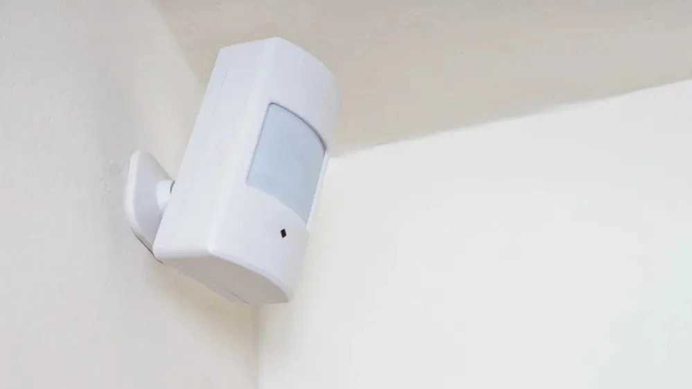 Leading security manufacturers, designing and selling electric shutters and CCTV cameras in Tenkabon
