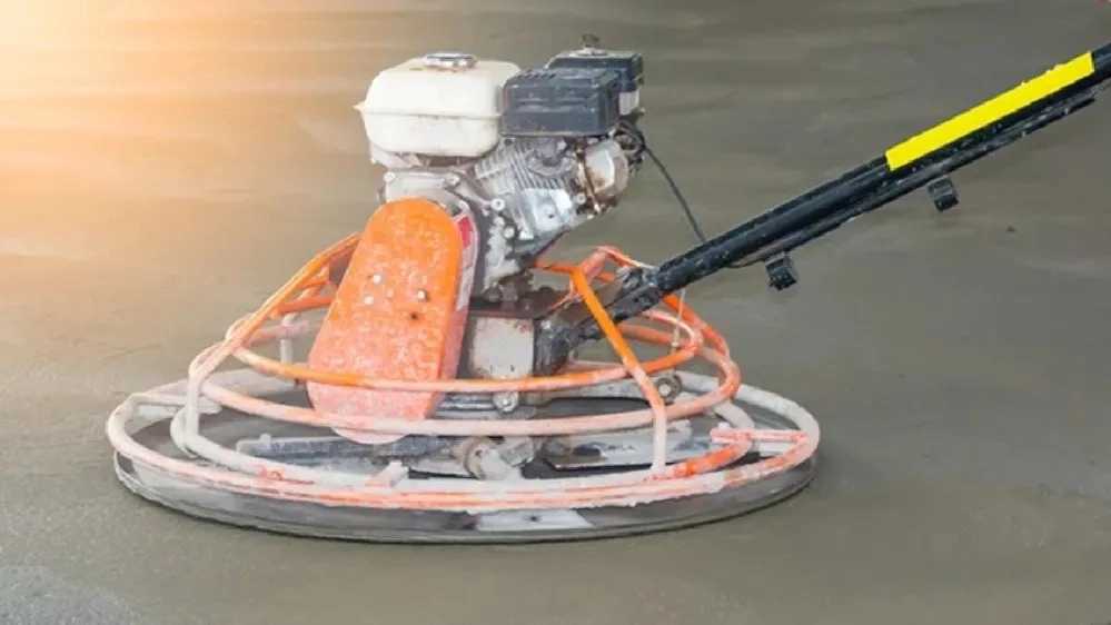 Mad Concrete Clinic, design and implementation of industrial flooring and concreting with butterfly trowel in Babol
