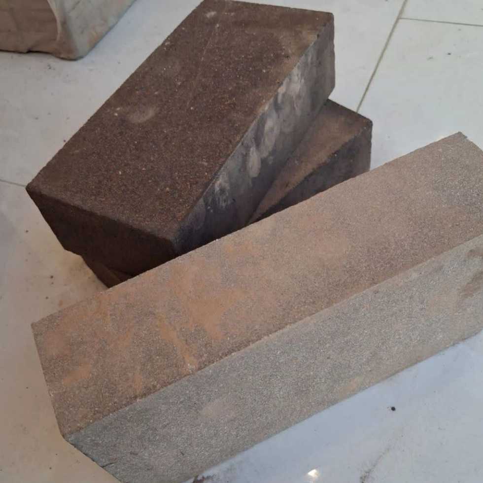 وال‌ استون