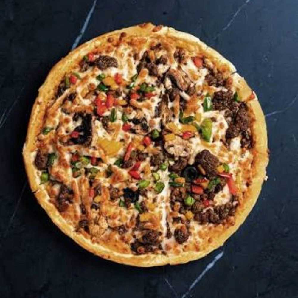 Etli ve tavuklu pizza