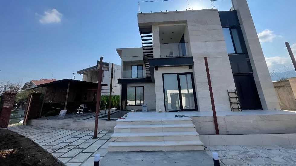 Manufacturer of wide doors and windows in Rezvanshahr, Gilan