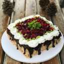 Selling Sara's homemade cakes in Rasht
