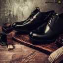 Manufacturer of soft wax and leather shoe shiner in Tehran