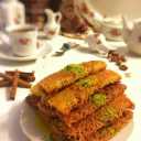 Selling homemade and local Top Cook dried noodles in Rasht