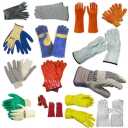 Ayman Sanat Amin, production of industrial leather gloves in Tehran