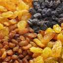 Khokhbar Lotfi, wholesale sale of green raisins and piloui in Kashmir