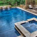 Mehr, pool and jacuzzi facility in Rasht