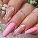 Bazm Ara beauty salon, nail design and implant services in Shahin Shahr