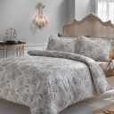 Eshrafi store, selling all kinds of sleep products in Kerman
