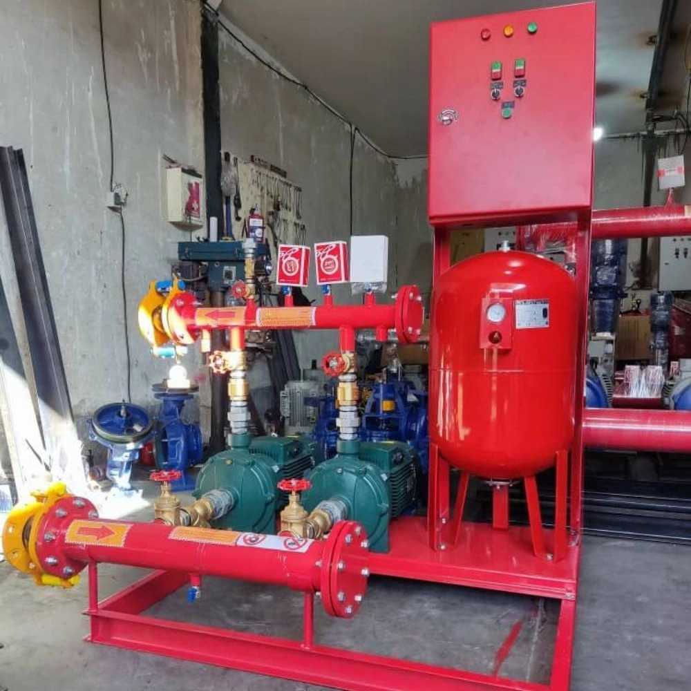 Booster Pump Pump with Green Pumps