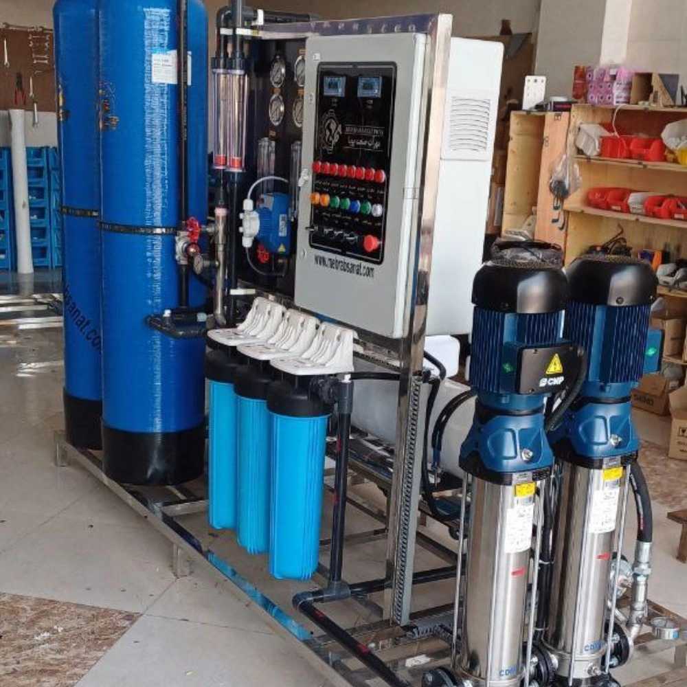 Marine desalination machine with a production capacity of 25 cubic meters