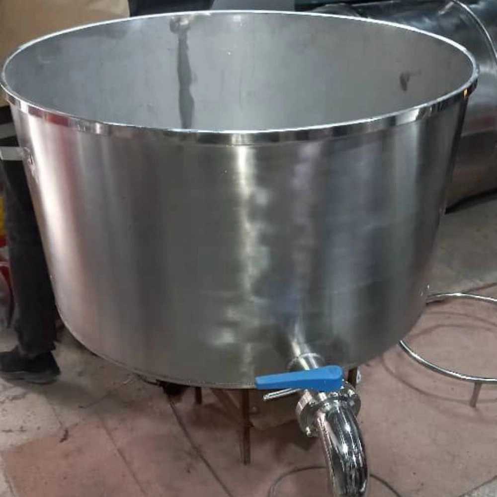 A steel boiler of all steel steel