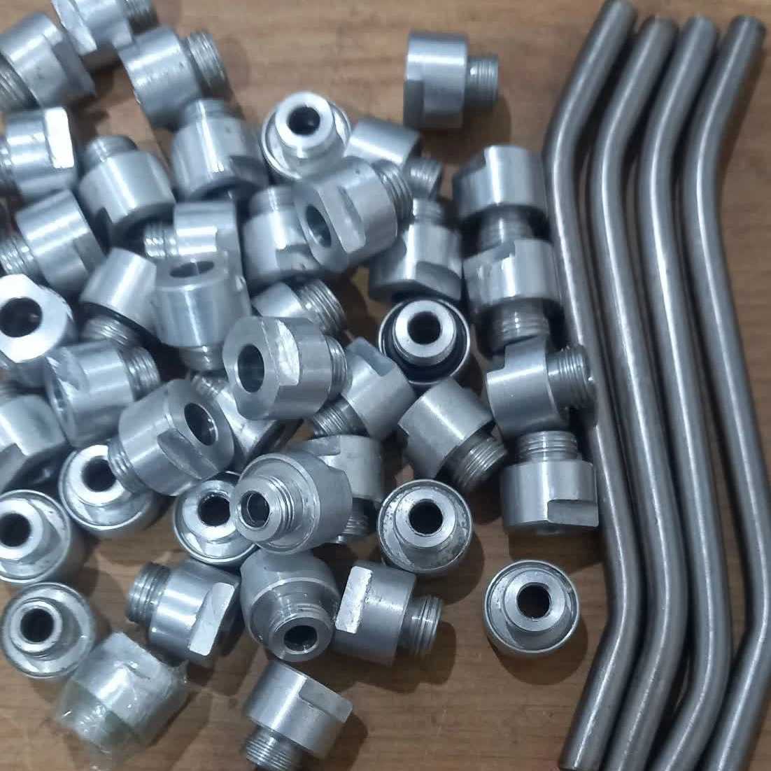 FT12 pipe connection screw