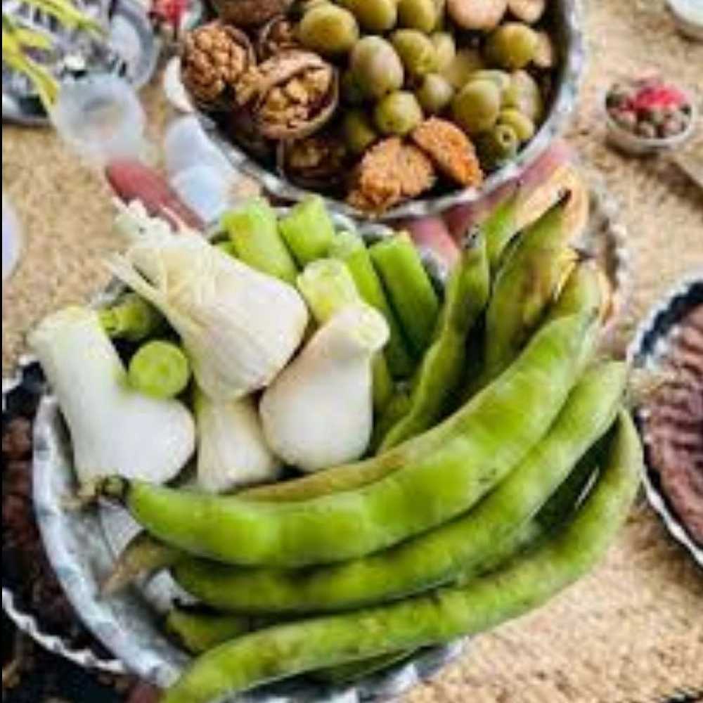 More beans, more garlic, green pepper, local vegetables