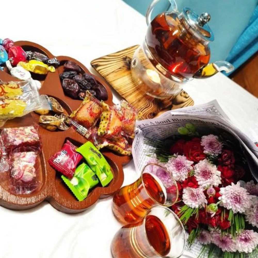 Tam çay tepsisi