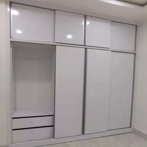 کابینت  و کمد دیواری کاج