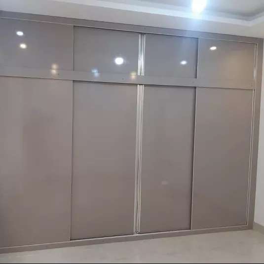 کابینت  و کمد دیواری کاج