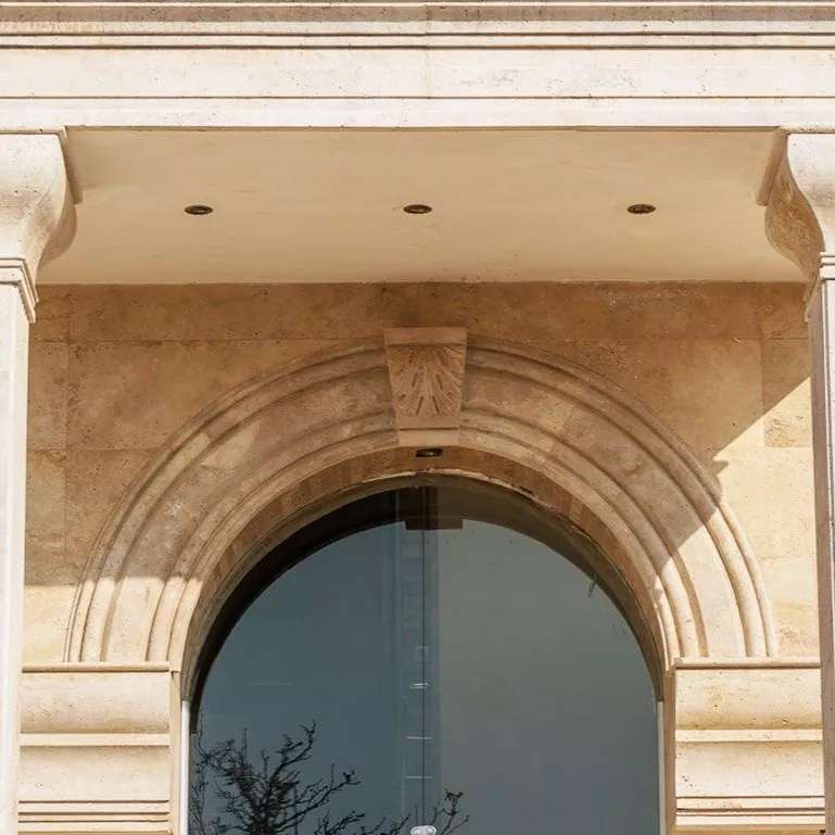 سنگ تراورتن در ساختمان سازی