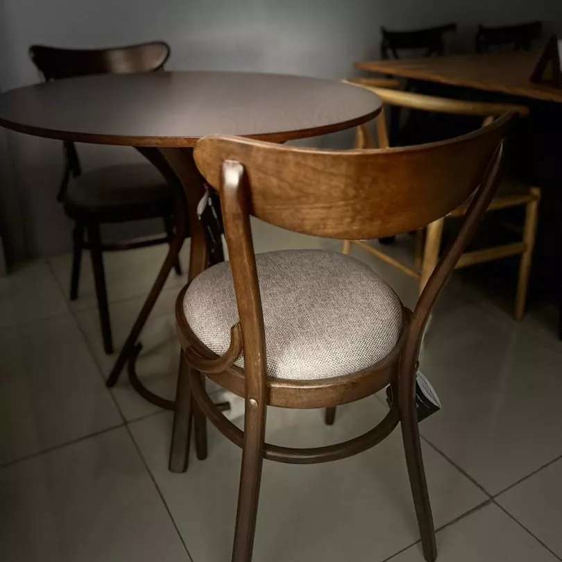 میز نهارخوری