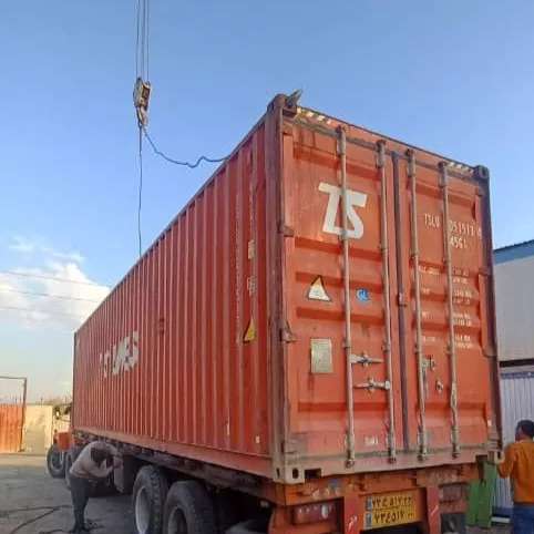 کانتینر ۴۰ فوت (۱۲ متری):در دونوع DC و  HQ میباشد . در طول ۱۲ متر عرض ۲/۴۰ و ارتفاع ۲/۶۰ میباشد DC گفته می‌شود  و  با ارتفاع ۲/۹۰ را HQ گفته می‌شود.