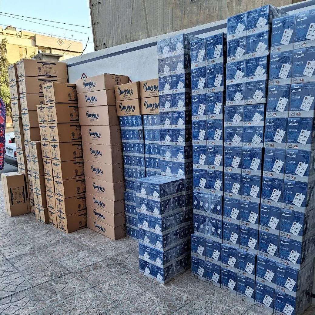 محافظ 2و4 خانه سیم کوتاه و بلند محافظ 30A هینا محافظ 2و4 خانه بورسر  لامپ های بورسر شارژ شد