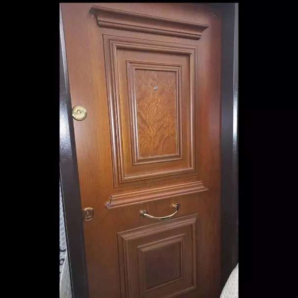 انواع درب های ضد سرقت افرا درب در بابلسر