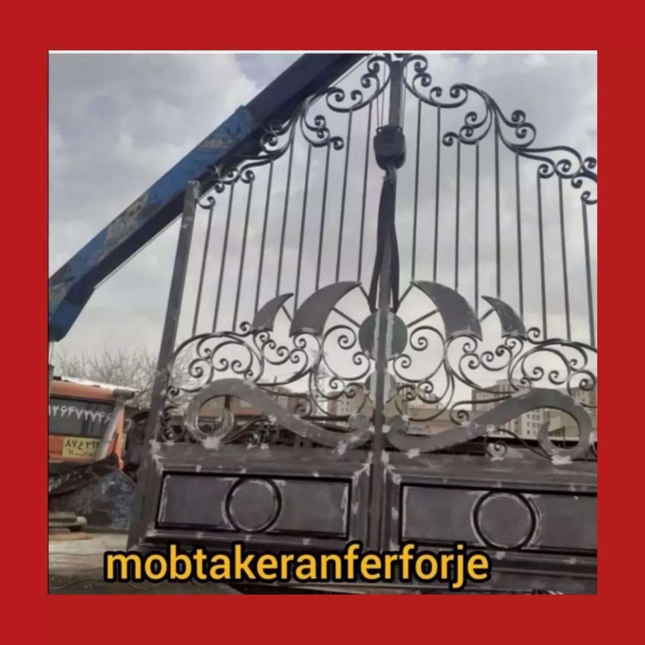 درب های ورودی و پارکینگی