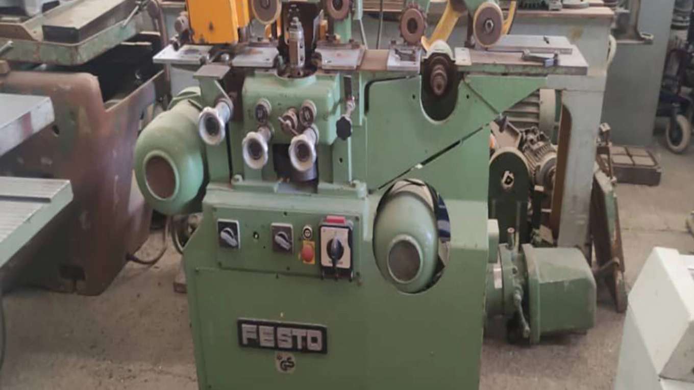 Said tool 888