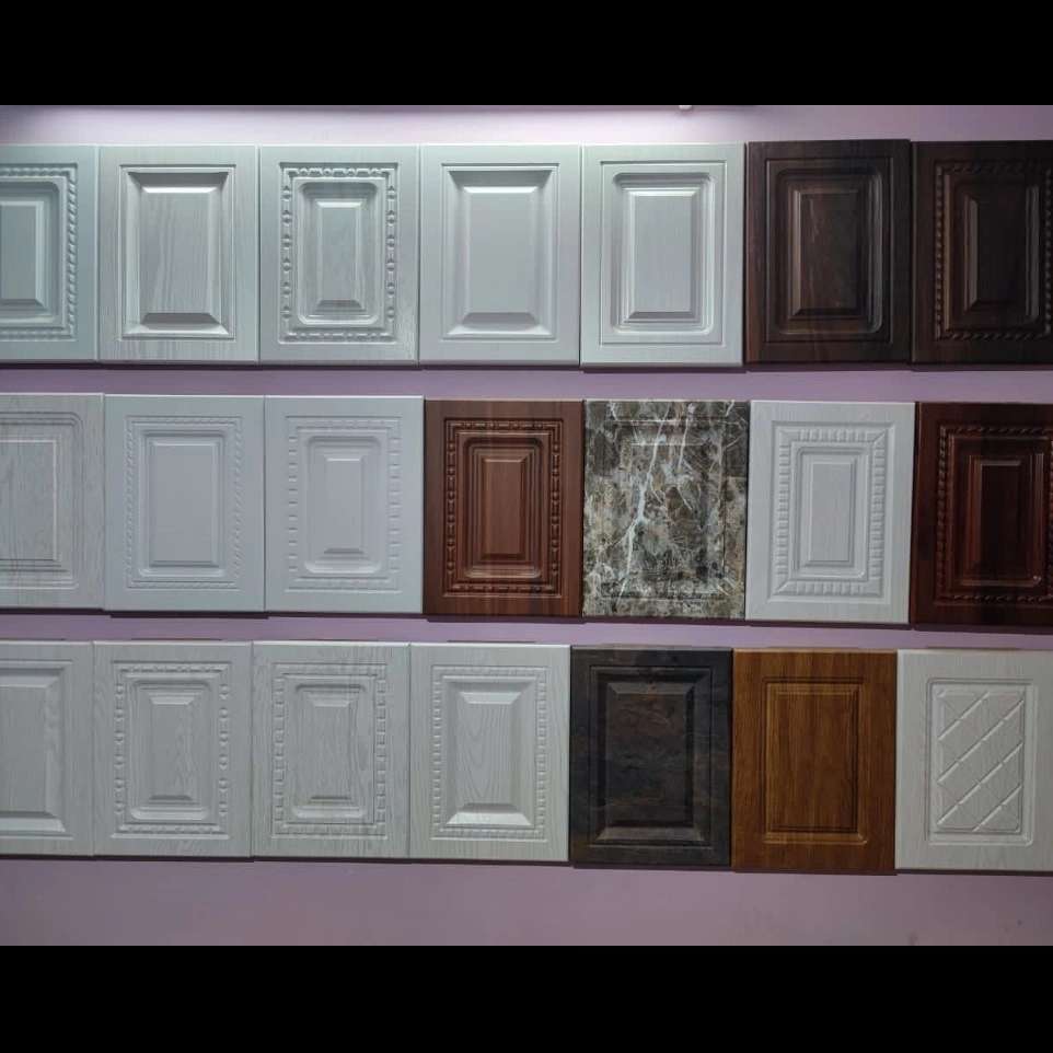 درب کابینت ممبران و نئوکلاسیک در طرح ها و رنگ های مختلف