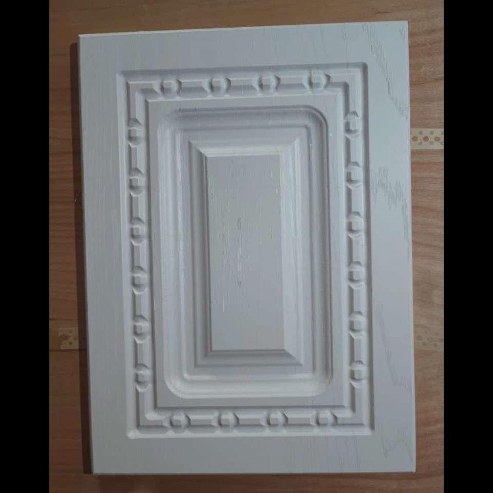 درب کابینت ممبران و نئوکلاسیک در طرح ها و رنگ های مختلف