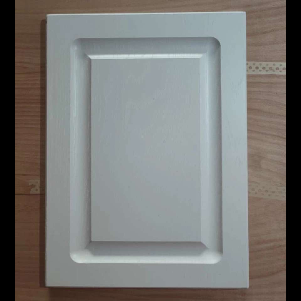 درب کابینت ممبران و نئوکلاسیک در طرح ها و رنگ های مختلف