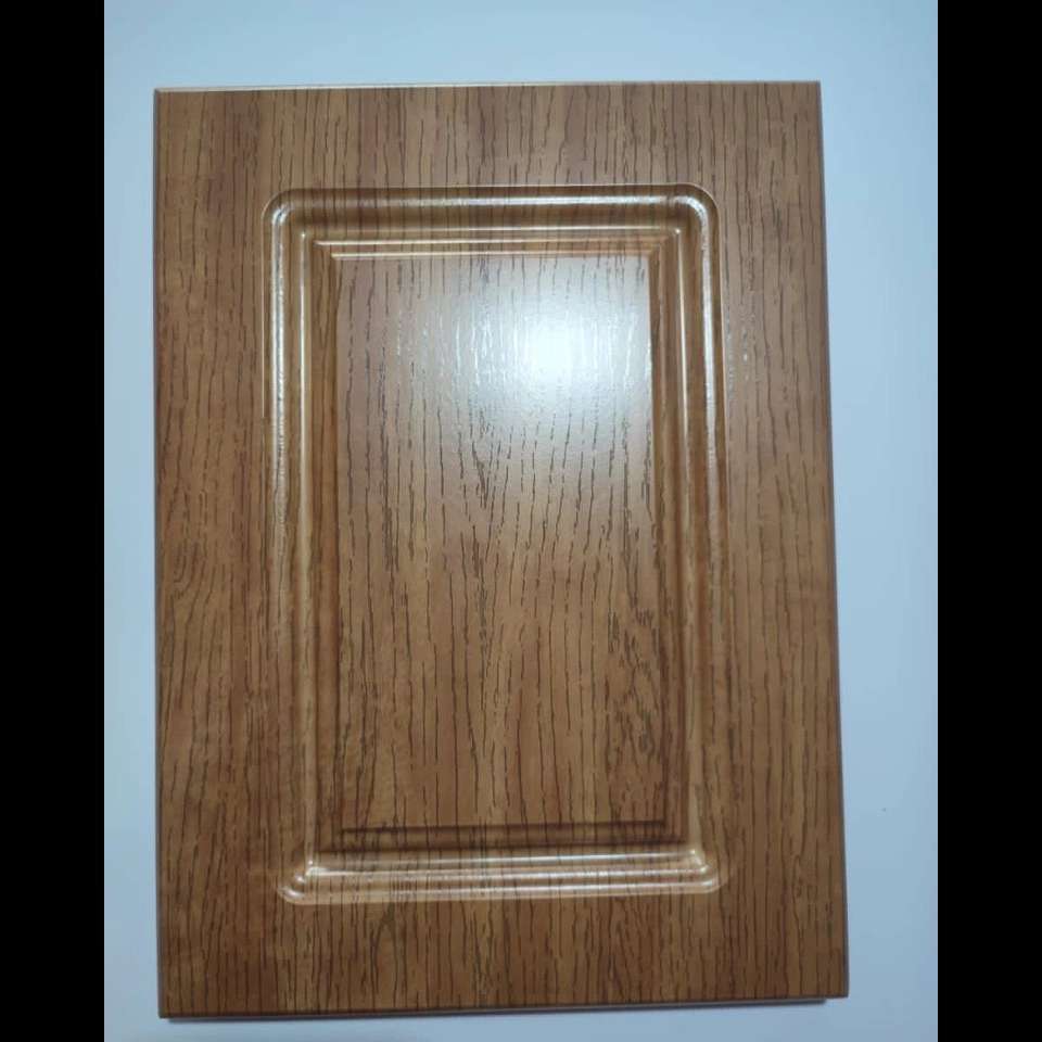 درب کابینت ممبران و نئوکلاسیک در طرح ها و رنگ های مختلف