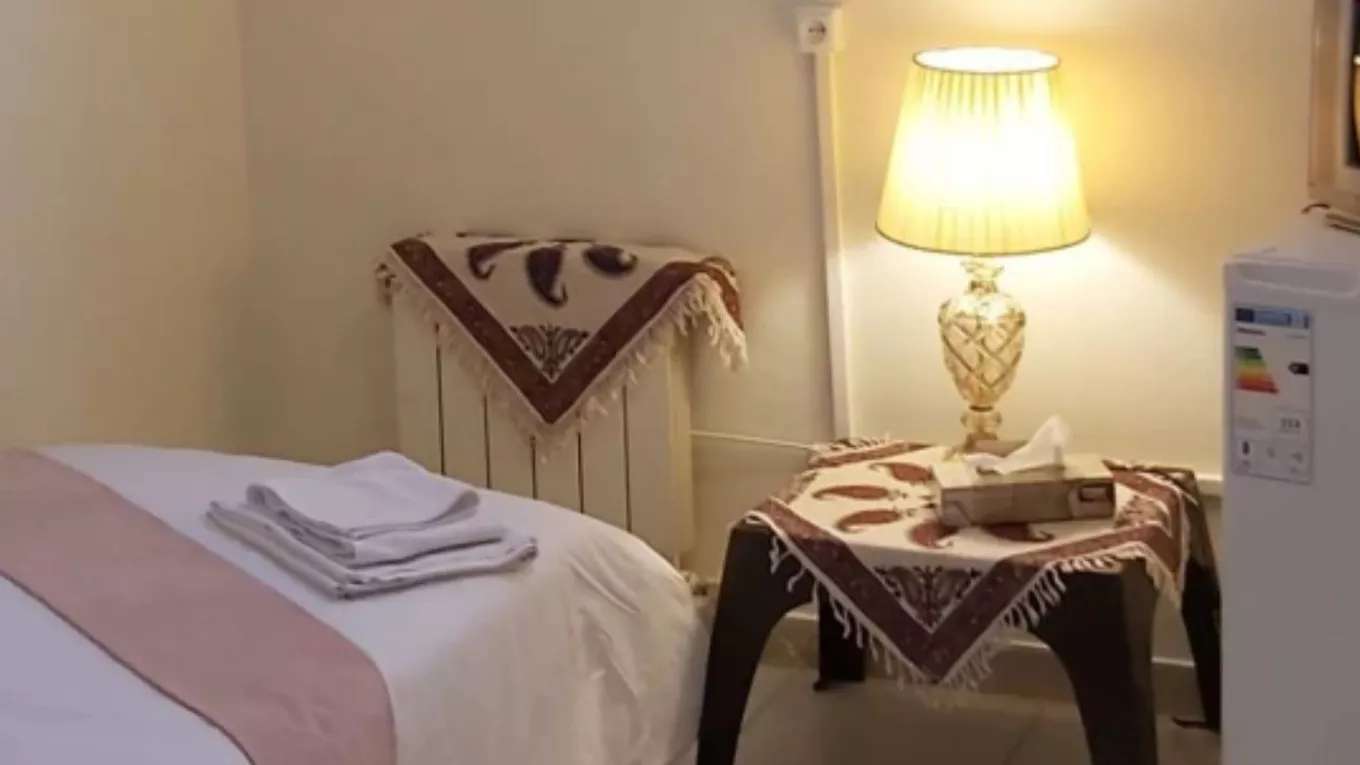 ُخمارة