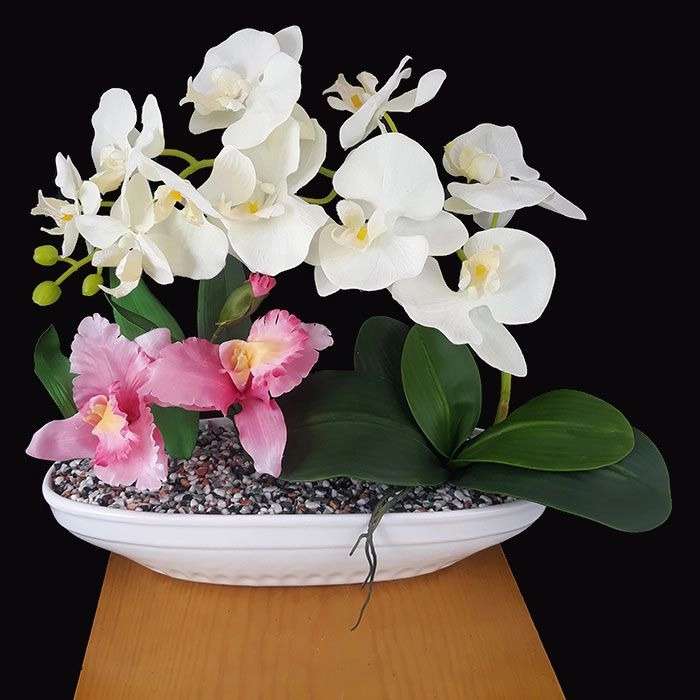 گل مصنوعی آرامیس