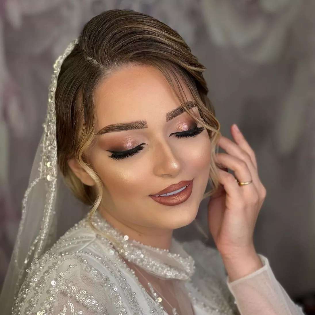 سالن زیبایی هدیه واحدی
