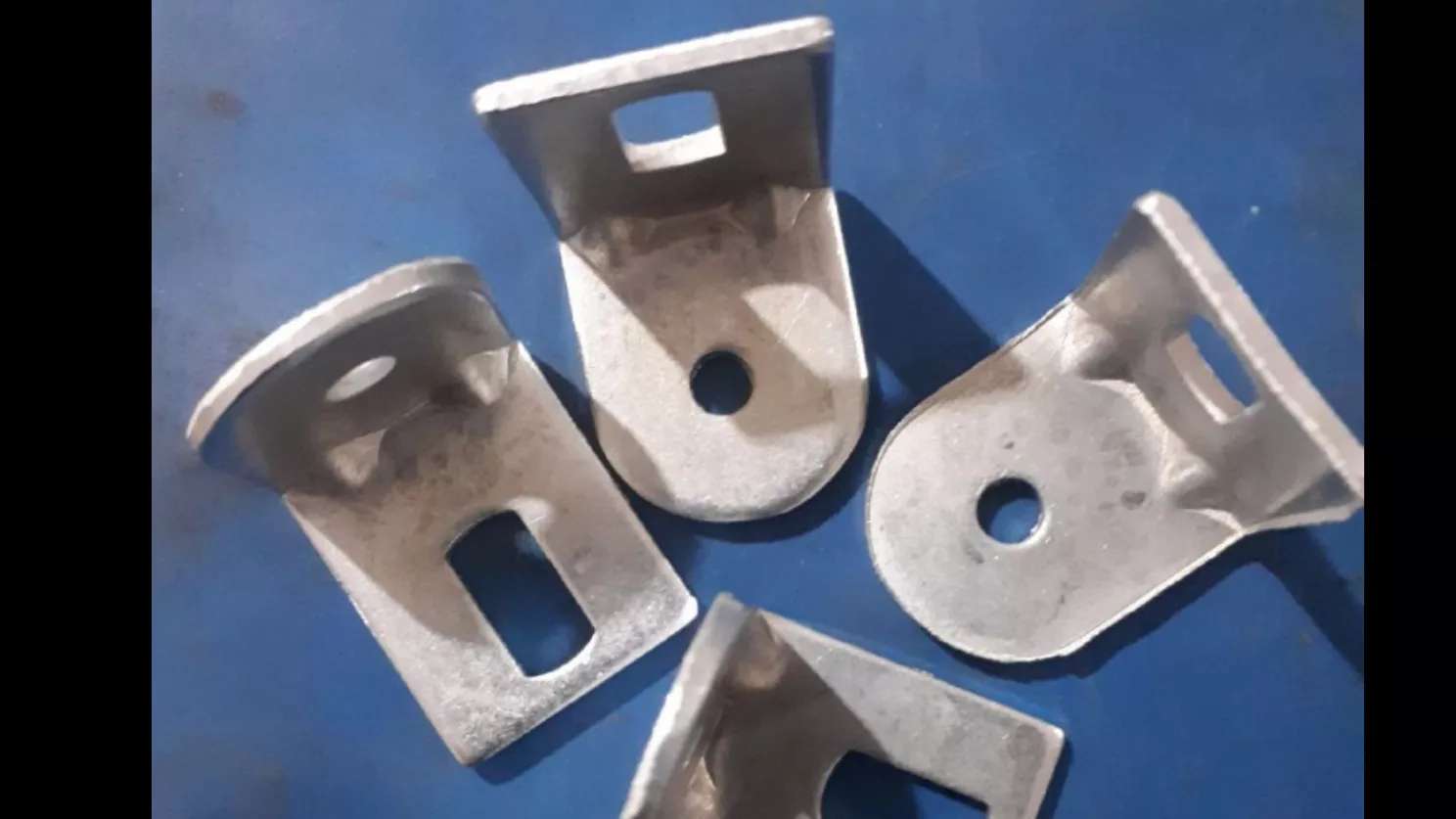 Asadi brothers furniture mechanism