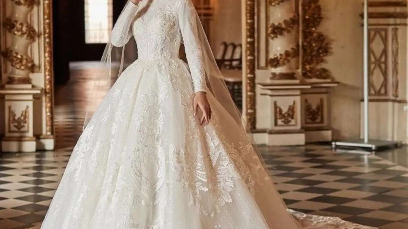 House of Dolls Bride