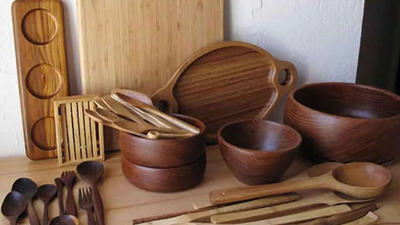 Manufacturer of Afshin wooden products